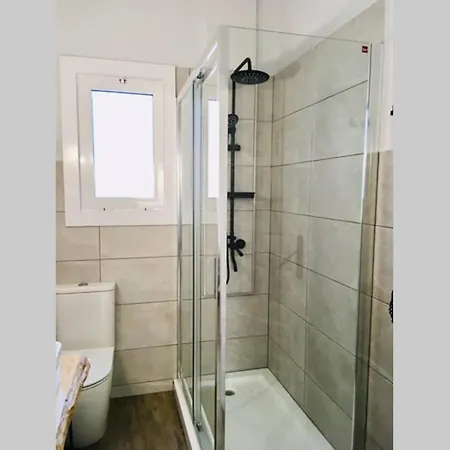 Apartamento Apartamento En Centro De Torre Del Mar, Malaga *